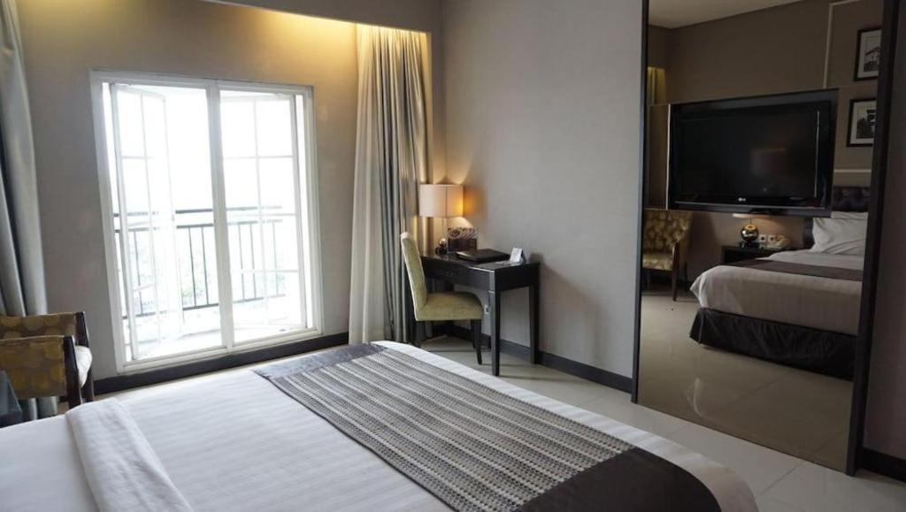 The Mirah Hotel 茂物 外观 照片
