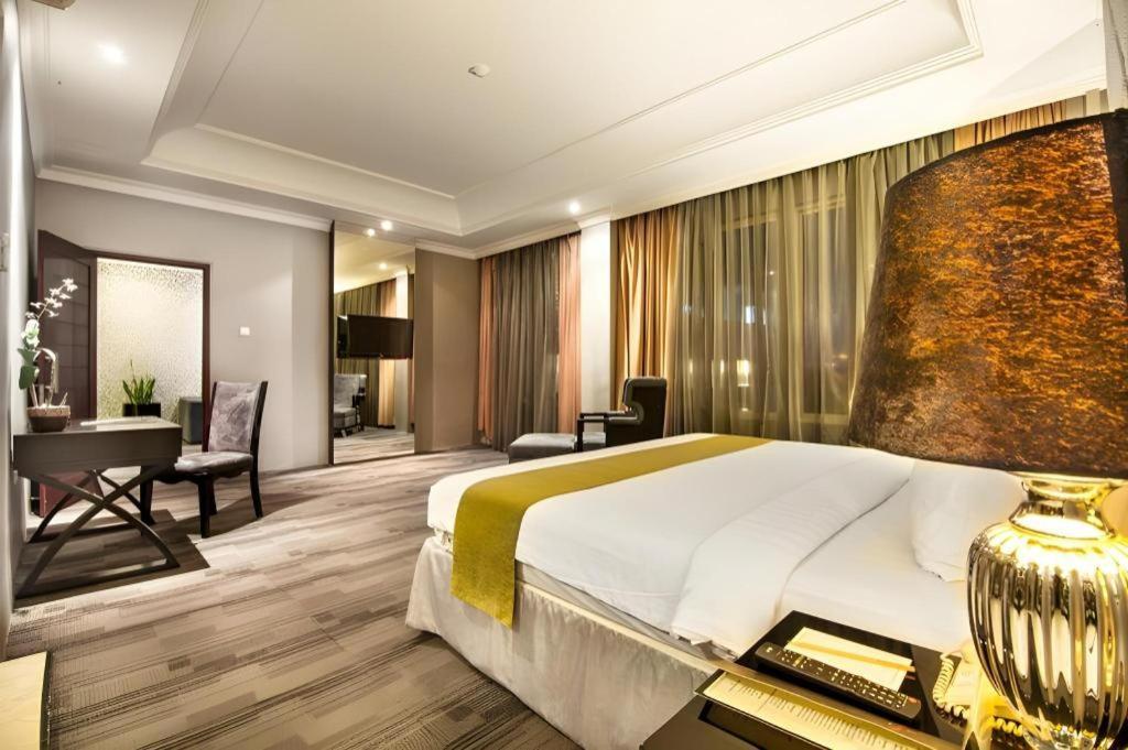 The Mirah Hotel 茂物 外观 照片